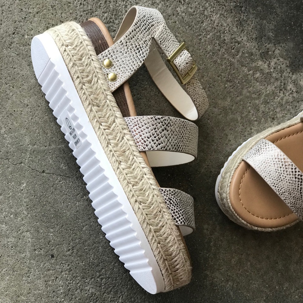 Soda Bryce Snake Print Espadrille Platform Sandals - Picture 8 of 10